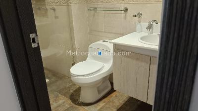 Apartamento de 5 alcobas en venta en Usaquen La Calleja, Bogotá, 244 m² · foto 12 de 20