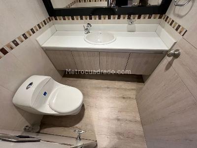 Apartamento de 5 alcobas en venta en Usaquen La Calleja, Bogotá, 244 m² · foto 15 de 20