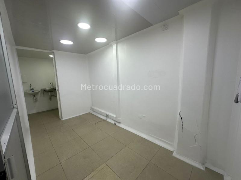 Local Comercial en Arriendo, Quinta Paredes, Bogotá D.C. - Vista 5