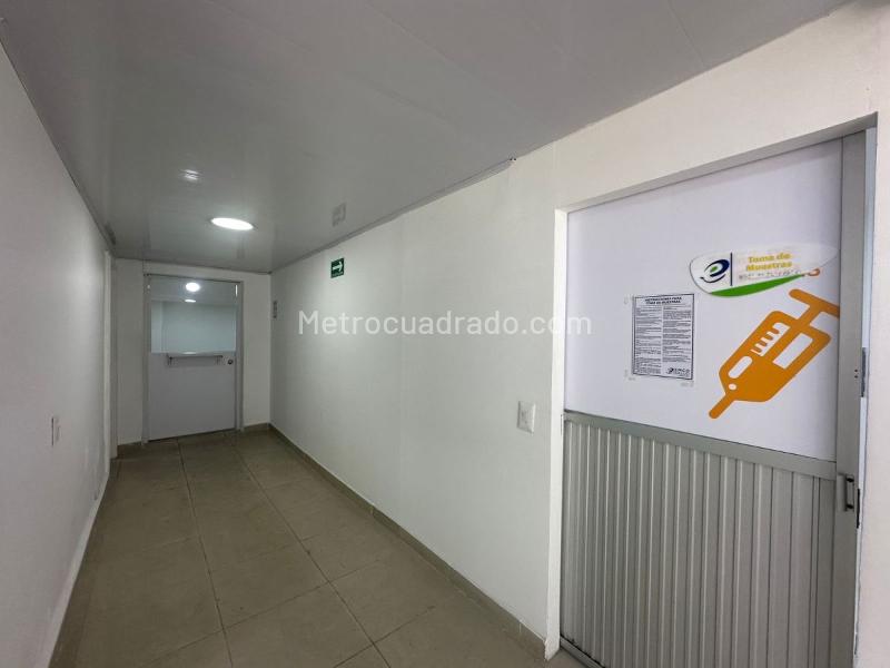 Local Comercial en Arriendo, Quinta Paredes, Bogotá D.C. - Más