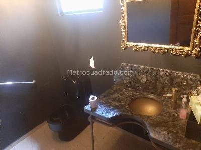 Casa en venta en Quinta Camacho, Bogotá · foto 4 de 10