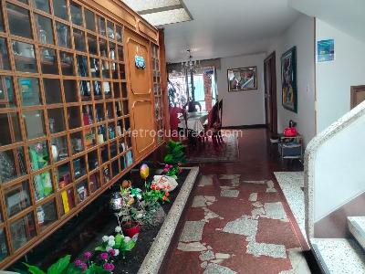 Casa de 5 alcobas en venta en Usaquen Santa Bibiana, Bogotá, 612 m² · foto 4 de 20