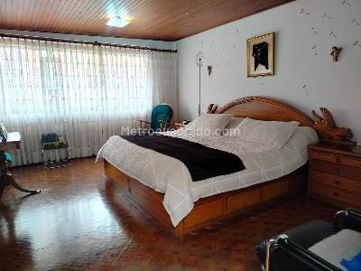 Casa de 5 alcobas en venta en Usaquen Santa Bibiana, Bogotá, 612 m² · foto 12 de 20