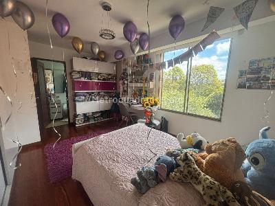 Apartamento en venta en Santa Barbara Central, Bogotá · foto 6 de 20