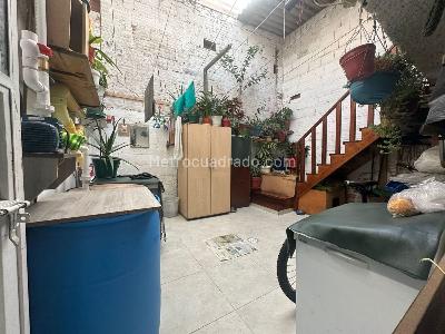 Casa en venta en Las Ferias, Bogotá · foto 8 de 17