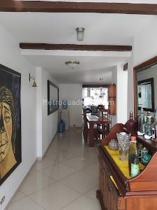 Casa de 4 alcobas en venta en Cerros De Niza, Bogotá, 350 m² · foto 16 de 19