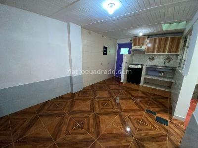 Casa de 5 alcobas en venta en El Carmen, Bogotá, 223 m² · foto 3 de 20