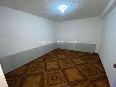 Casa de 5 alcobas en venta en El Carmen, Bogotá, 223 m² · foto 4 de 20