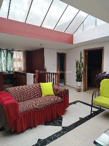 Casa de 5 alcobas en venta en El Guadual, Bogotá, 319 m² · foto 3 de 20