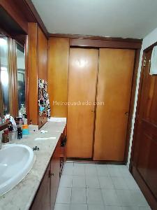 Casa de 5 alcobas en venta en El Guadual, Bogotá, 319 m² · foto 18 de 20