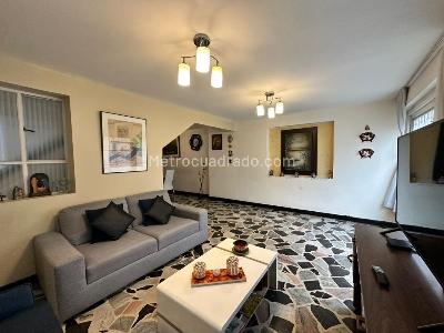 Casa en venta en Bellavista Occidental, Bogotá · foto 5 de 20