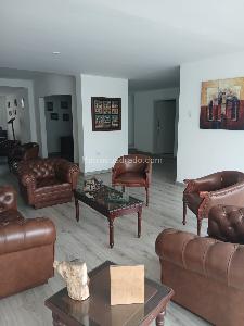 Casa de 5 alcobas en arriendo en Engativa Normandia, Bogotá, 238 m² · foto 5 de 11
