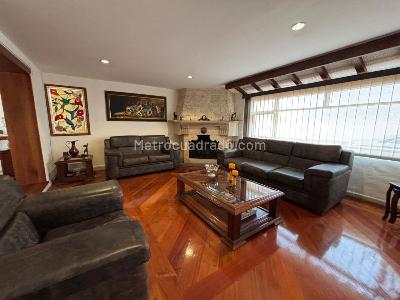 Casa en venta en Niza, Bogotá · foto 8 de 20