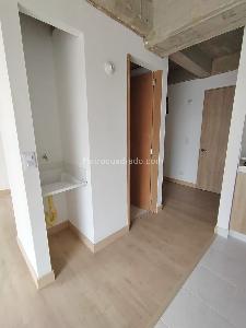 Apartamento de 1 alcoba en venta en Martires Paloquemao, Bogotá, 31 m² · foto 4 de 17