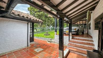 Casa de 5 alcobas en venta en Suba Niza, Bogotá, 476 m² · foto 3 de 20
