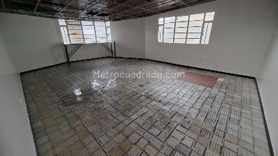 Casa de 5 alcobas en venta en Engativa Villa Luz, Bogotá, 600 m² · foto 11 de 15