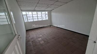 Casa de 5 alcobas en venta en Engativa Villa Luz, Bogotá, 600 m² · foto 8 de 15