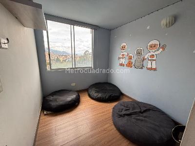 Apartamento de 3 alcobas en venta en Usaquen Santa Teresa, Bogotá, 76 m² · foto 11 de 20
