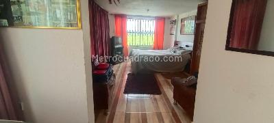 Casa de 5 alcobas en venta en Villa Claver I Y Ii, Bogotá, 86 m² · foto 6 de 19