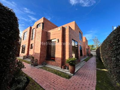 Casa de 3 alcobas en venta en Chia, Chía, 150 m² · foto 2 de 20