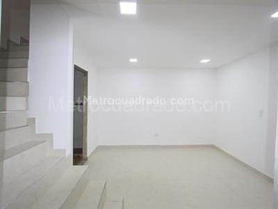 Casa en venta en San Bernardino, Bogotá · foto 6 de 15