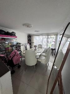 Casa de 4 alcobas en venta en Puente Aranda Milenta, Bogotá, 192 m² · foto 5 de 20
