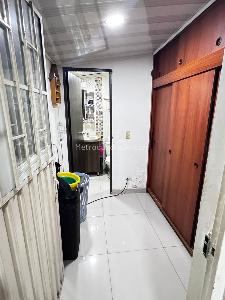 Casa de 4 alcobas en venta en Puente Aranda Milenta, Bogotá, 192 m² · foto 9 de 20
