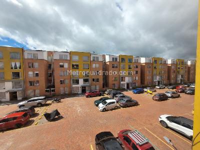 Apartamento de 2 alcobas en venta en Suba El Pinar De Suba I, Bogotá, 47 m² · foto 5 de 15