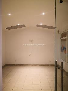 Casa de 5 alcobas en venta en Santa Barbara Oriental, Bogotá, 360 m² · foto 7 de 17