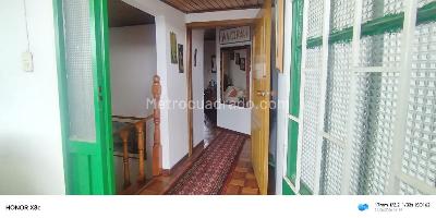 Casa de 5 alcobas en venta en Fontibon Modelia, Bogotá, 24 m² · foto 16 de 20