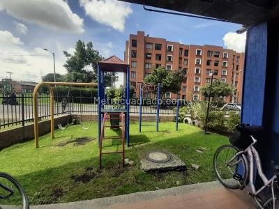 Apartamento de 2 alcobas en venta en Almendros De Suba (Suba Linda), Bogotá, 35 m² · foto 4 de 15