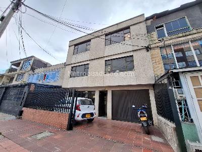 Casa en arriendo en Santa Isabel, Bogotá · foto 2 de 20