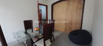 Apartamento de 3 alcobas en venta en Martires Santa Fe, Bogotá, 83 m² · foto 2 de 20