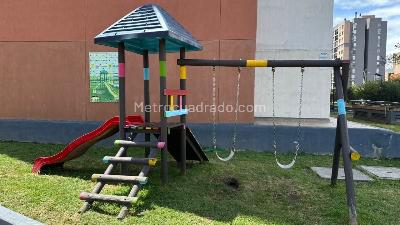 Apartamento de 3 alcobas en venta en Gran Granada, Bogotá, 83 m² · foto 4 de 19