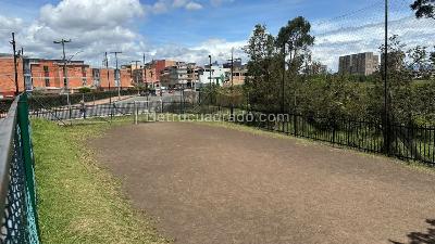 Apartamento de 3 alcobas en venta en Gran Granada, Bogotá, 83 m² · foto 5 de 19