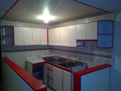 Casa de 5 alcobas en venta en Granjas Del Dorado, Bogotá, 290 m² · foto 13 de 19