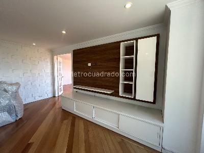 Apartamento de 3 alcobas en arriendo en Chapinero El Chico, Bogotá, 200 m² · foto 5 de 20