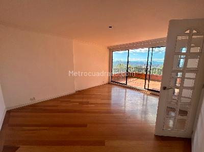 Apartamento de 3 alcobas en arriendo en Chapinero El Chico, Bogotá, 200 m² · foto 14 de 20