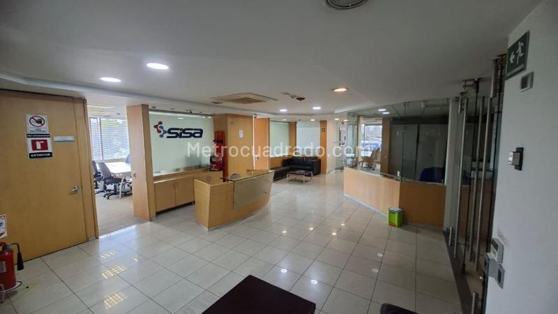Oficina en Arriendo, Santa Barbara Occidental, Bogotá D.C. - Más