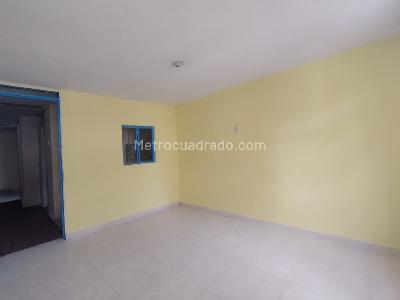 Casa de 5 alcobas en venta en Suba San Cayetano, Bogotá, 96 m² · foto 4 de 20