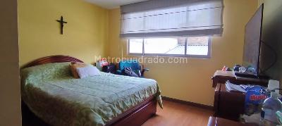Casa de 5 alcobas en venta en Barrios Unidos Jose Joaquin Vargas, Bogotá · foto 11 de 20