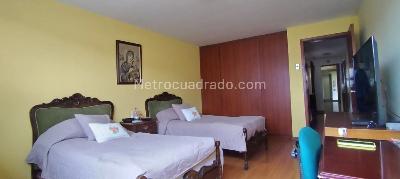 Casa de 5 alcobas en venta en Barrios Unidos Jose Joaquin Vargas, Bogotá · foto 16 de 20