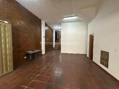 Casa de 1 alcoba en venta en Engativa Quirigua, Bogotá, 230 m² · foto 5 de 20