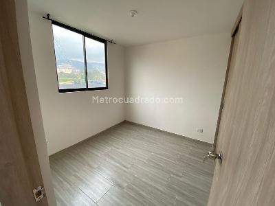 Apartamento en arriendo en Usaquen El Redil, Bogotá · foto 13 de 17
