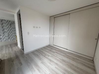 Apartamento de 2 alcobas en venta en Usaquen Colina Campestre Iii, Bogotá, 42 m² · foto 9 de 16