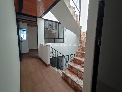 Casa en venta en Engativa San Antonio, Bogotá · foto 7 de 16