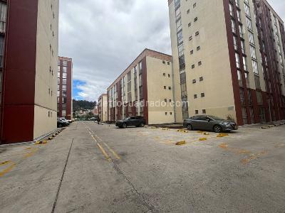 Apartamento de 3 alcobas en venta en Suba Pinar De Suba, Bogotá, 54 m² · foto 2 de 14