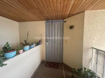 Apartamento de 3 alcobas en venta en Suba Pinar De Suba, Bogotá, 54 m² · foto 5 de 14
