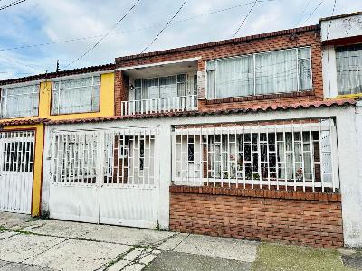 Casa de 4 alcobas en venta en Engativa Bonanza, Bogotá, 156 m² · foto 3 de 20