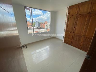 Apartamento de 3 alcobas en arriendo en Usaquen Cedritos, Bogotá, 94 m² · foto 6 de 18